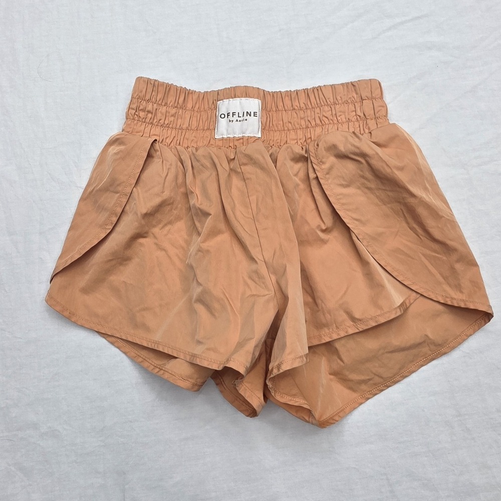 Offline‎ By Aerie Women's Peach Shorts Size Unknown